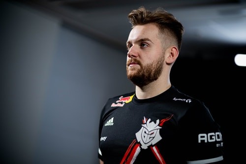 Top Esports 和 Anyone’s Legend 在 LPL Split 2 2025 中取得胜利